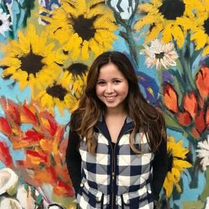 Meet your Posher, Thalía